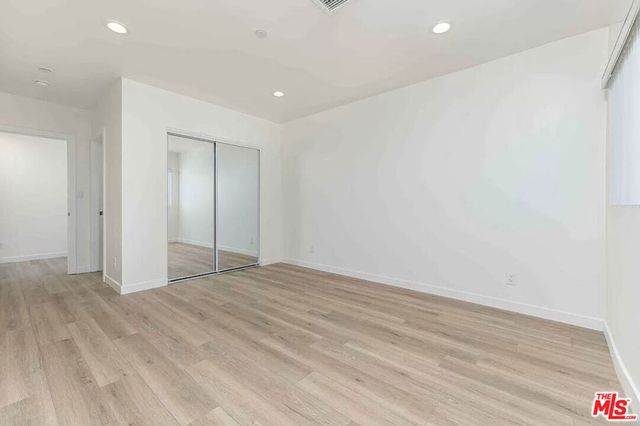 2101 S Burnside Avenue, Los Angeles, CA 90016