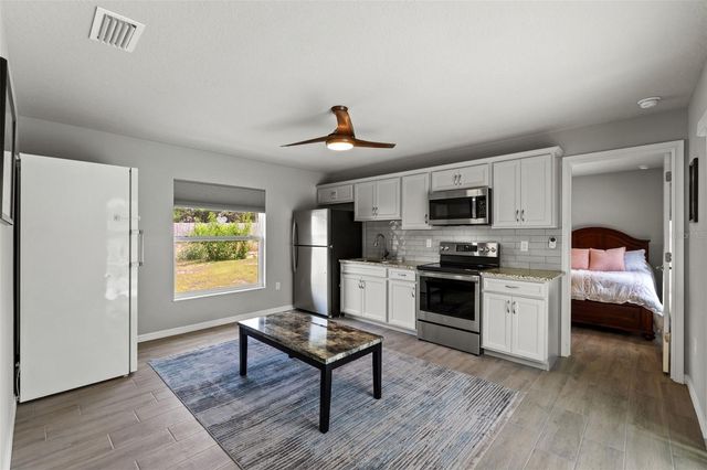 12182 PIONEER AVENUE, Weeki Wachee, FL 34614