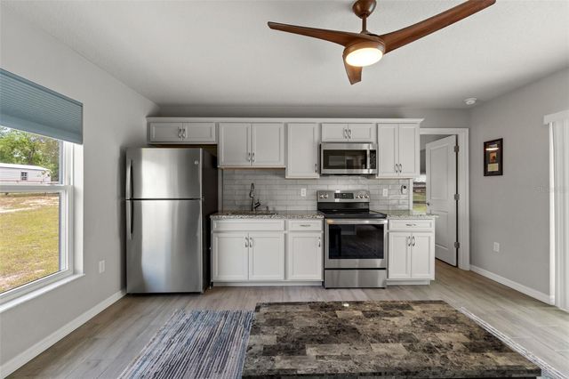 12182 PIONEER AVENUE, Weeki Wachee, FL 34614