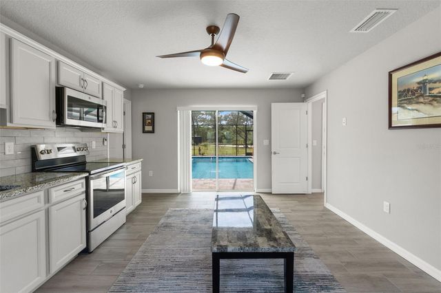 12182 PIONEER AVENUE, Weeki Wachee, FL 34614