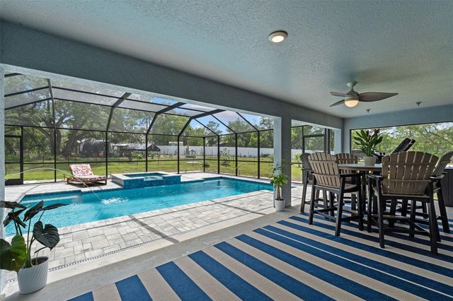 12182 PIONEER AVENUE, Weeki Wachee, FL 34614