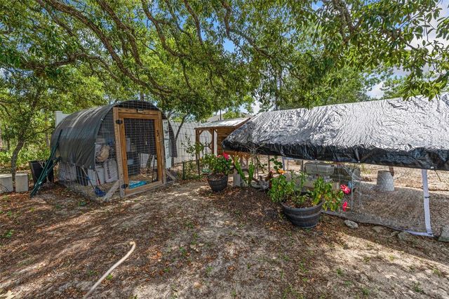 12182 PIONEER AVENUE, Weeki Wachee, FL 34614