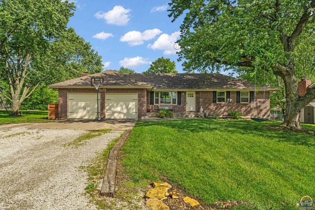 5018 NW Dawdy DR, Topeka, KS 66618