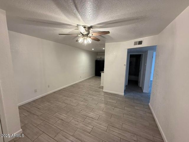 234 E RUTH Avenue 3, Phoenix, AZ 85020