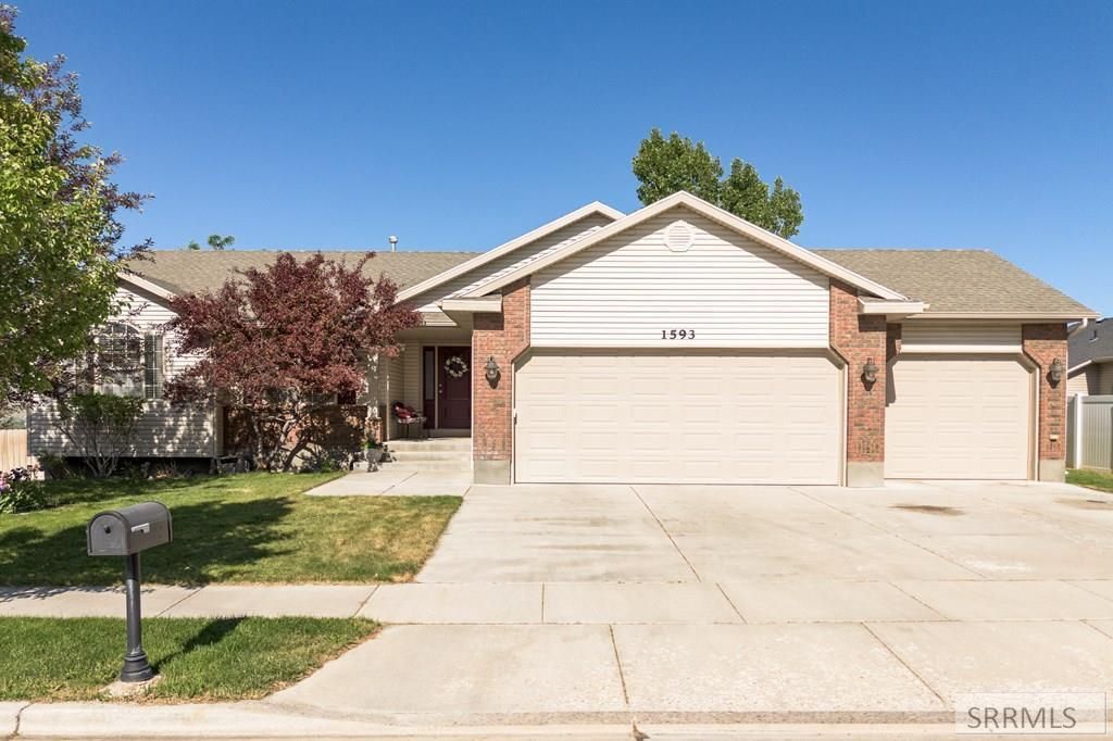 1593 Pointeview Drive, Pocatello, ID 83201