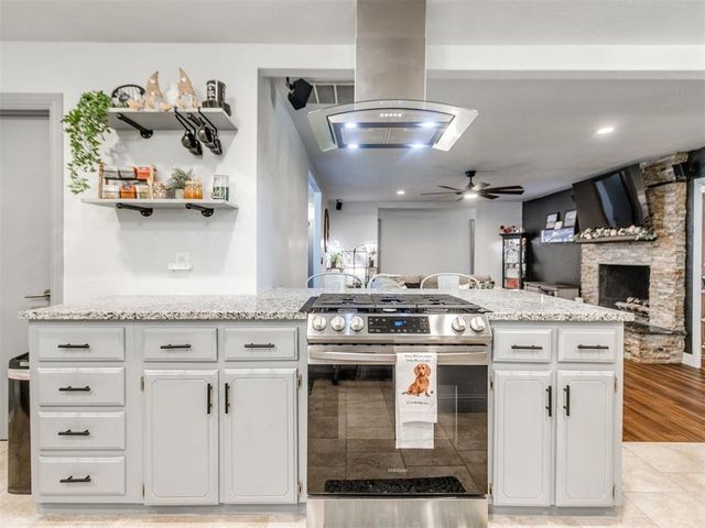 1717 N Fordson Avenue, Bethany, OK 73008