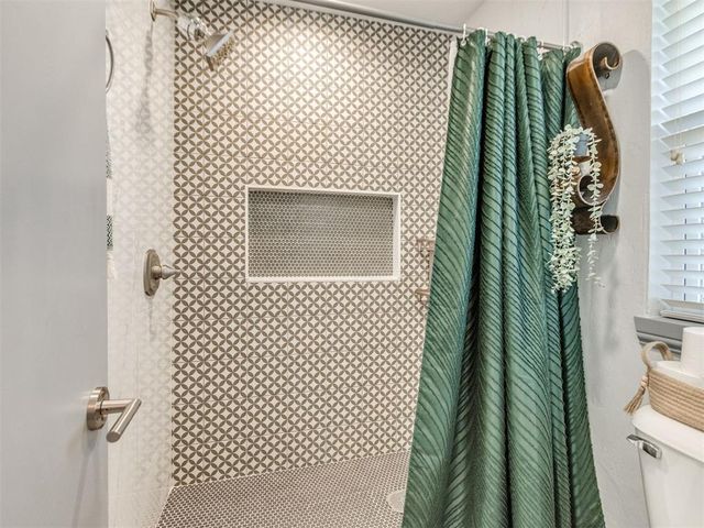 1717 N Fordson Avenue, Bethany, OK 73008