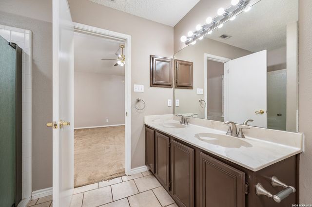 11322 Woodridge Path, San Antonio, TX 78249