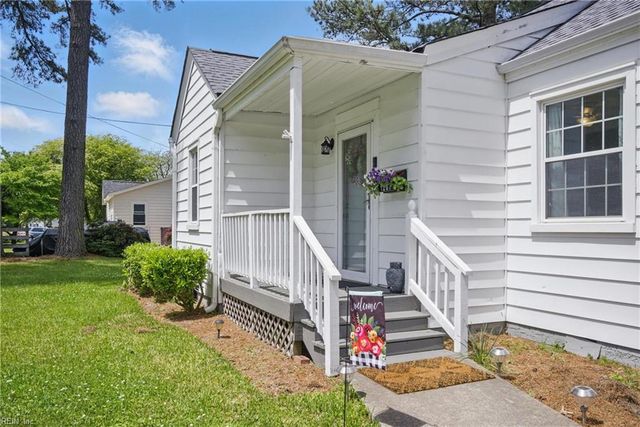 1207 Earle AVE, Chesapeake, VA 23324