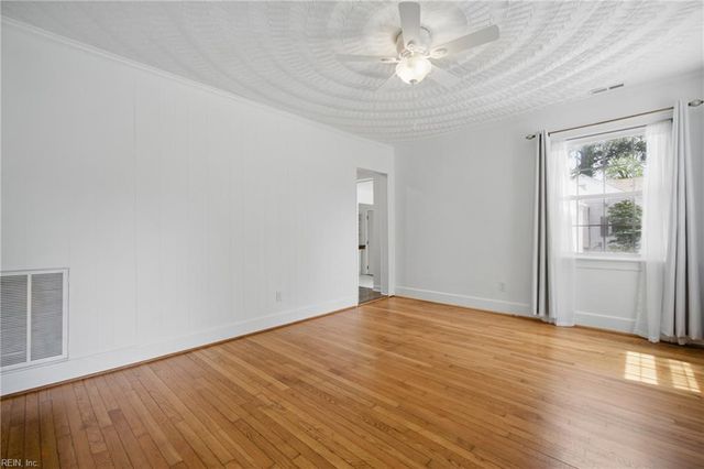 1207 Earle AVE, Chesapeake, VA 23324