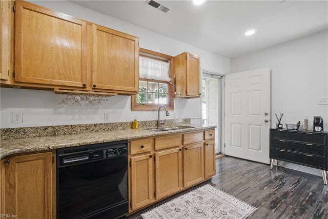 1207 Earle AVE, Chesapeake, VA 23324