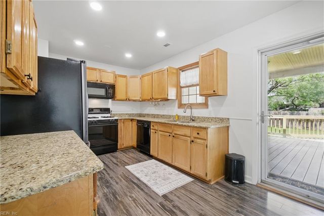 1207 Earle AVE, Chesapeake, VA 23324