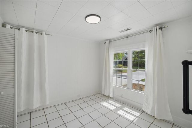 1207 Earle AVE, Chesapeake, VA 23324