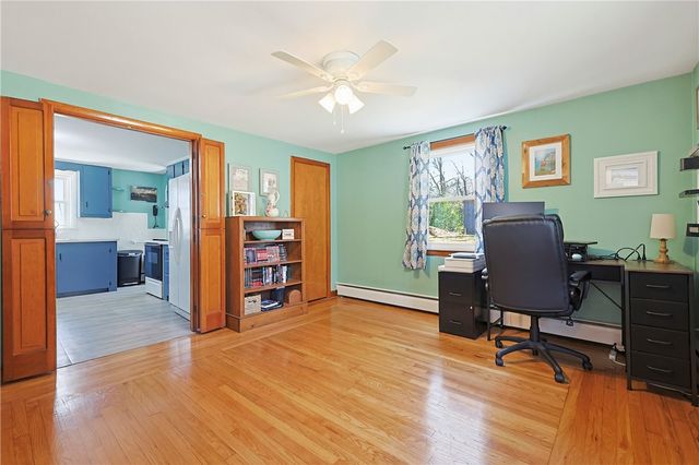 18 Adelaide Avenue, Smithfield, RI 02917