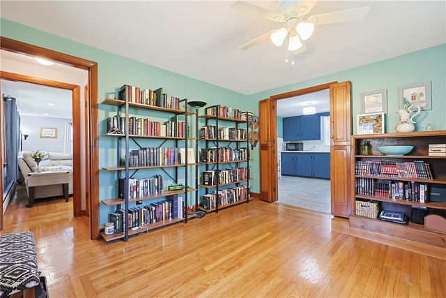 18 Adelaide Avenue, Smithfield, RI 02917