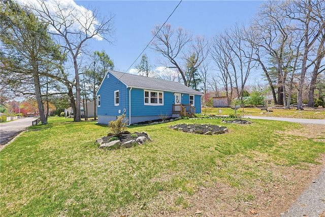 18 Adelaide Avenue, Smithfield, RI 02917