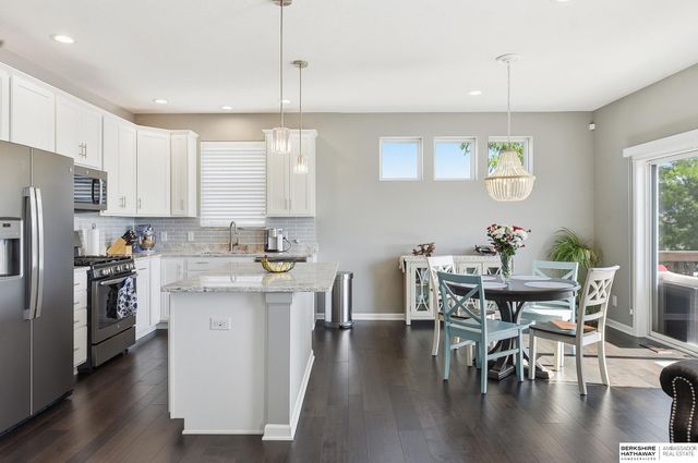 8225 Kilpatrick Parkway, Bennington, NE 68007