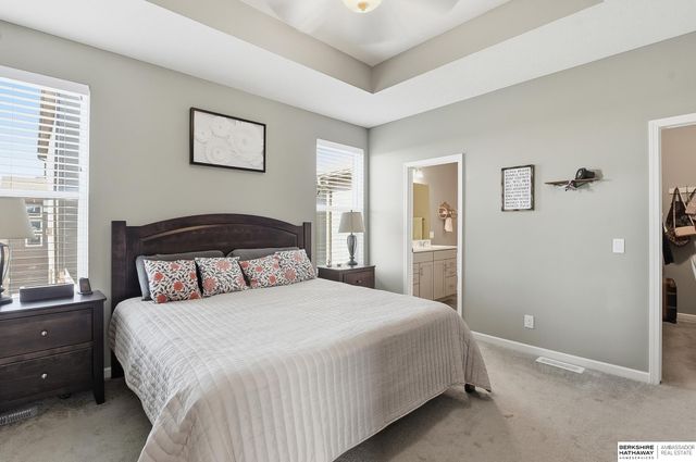 8225 Kilpatrick Parkway, Bennington, NE 68007