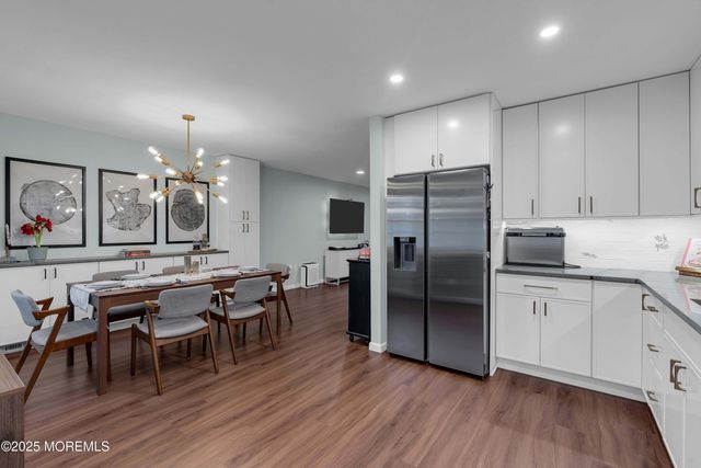 13 Dutch Lane, Hazlet, NJ 07730