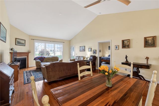 271 Bretlyn Circle Circle, Brighton, NY 14618