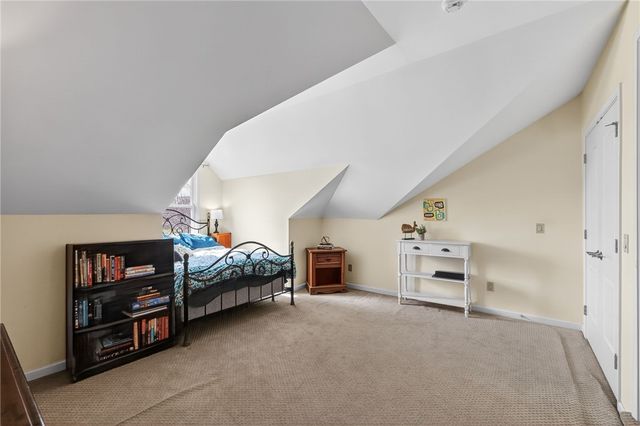 271 Bretlyn Circle Circle, Brighton, NY 14618