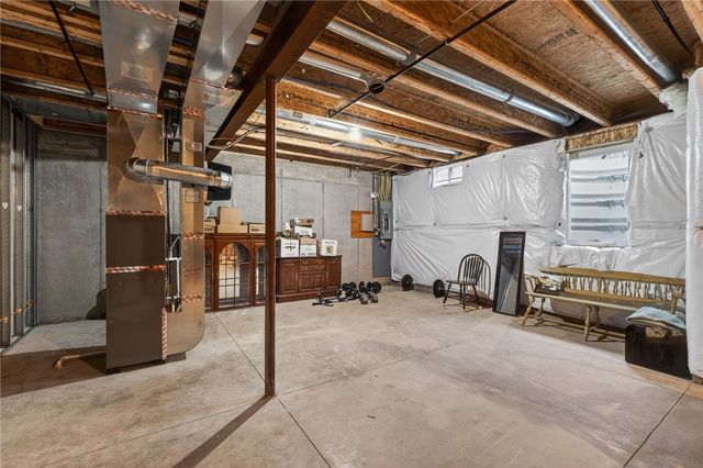 271 Bretlyn Circle Circle, Brighton, NY 14618