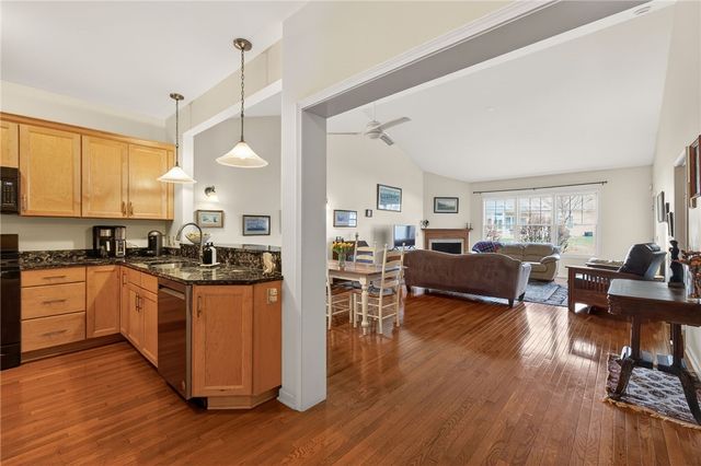 271 Bretlyn Circle Circle, Brighton, NY 14618