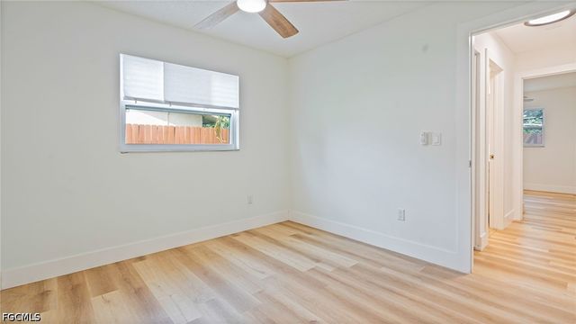 1393 White Cedar LN, North Fort Myers, FL 33917