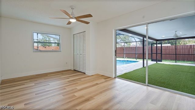 1393 White Cedar LN, North Fort Myers, FL 33917