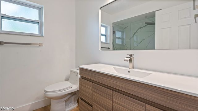 1393 White Cedar LN, North Fort Myers, FL 33917