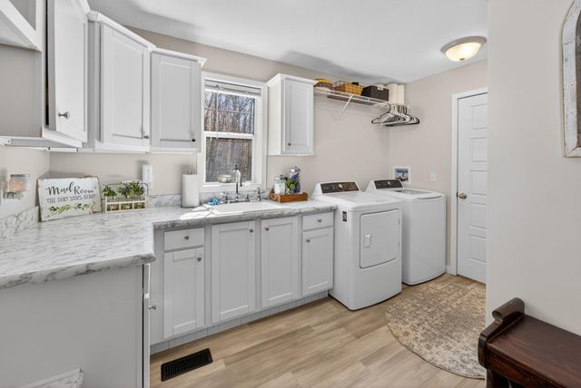 17012 Brook Park Road, Grasston, MN 55030