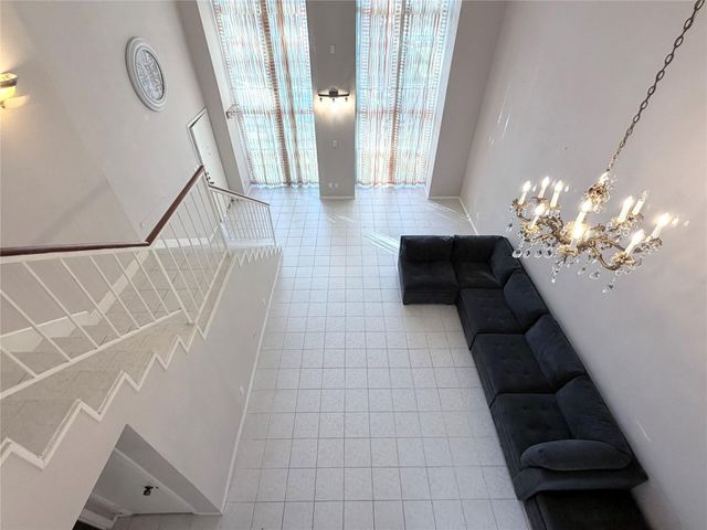 12633 Memorial Drive 74, Houston, TX 77024
