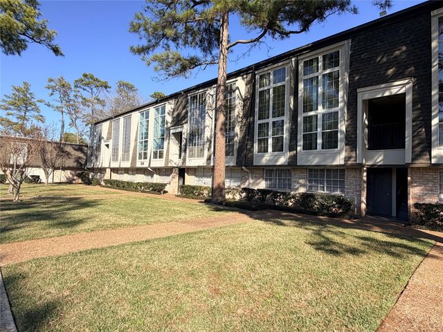 12633 Memorial Drive 74, Houston, TX 77024
