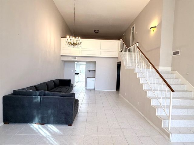 12633 Memorial Drive 74, Houston, TX 77024