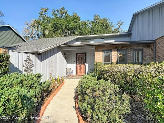 34481 Cedarfield Drive, Ridge Manor, FL 33523