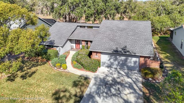 34481 Cedarfield Drive, Ridge Manor, FL 33523