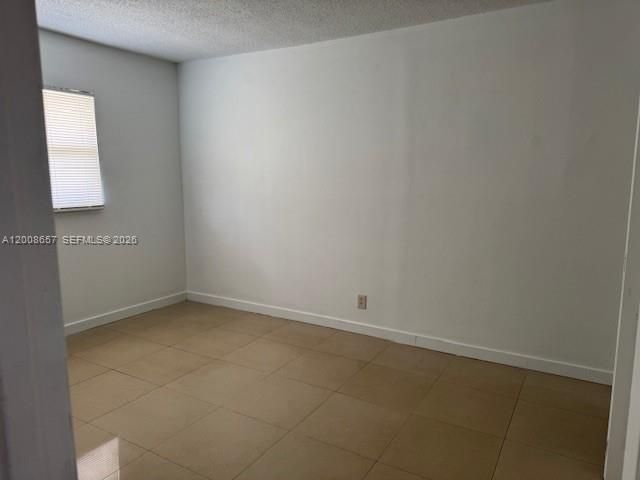 5323 NW 24th St 118, Lauderhill, FL 33313