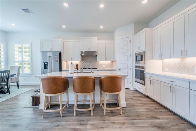 101 Christi CT, Kyle, TX 78640