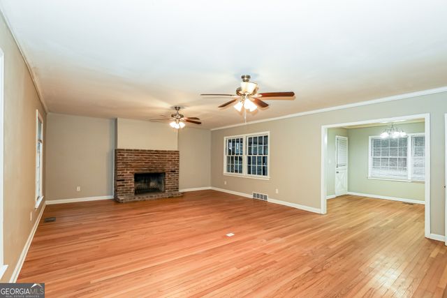 1752 Laurelwood Drive SW, Atlanta, GA 30311