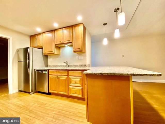 400 GLENDALE RD, Havertown, PA 19083