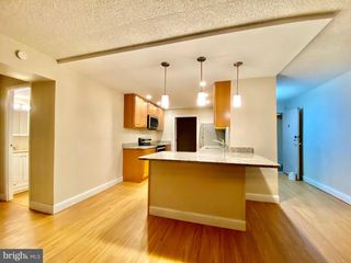 400 GLENDALE RD, Havertown, PA 19083