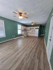 19 Park Street 1, Salem, MA 01970