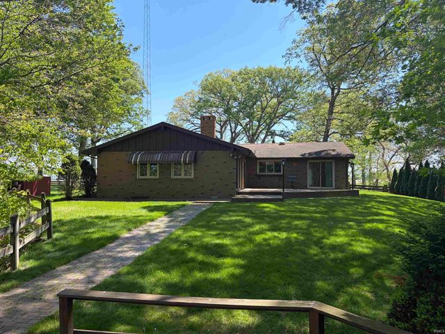1828 N Royal Oaks Drive, Monticello, IN 47960