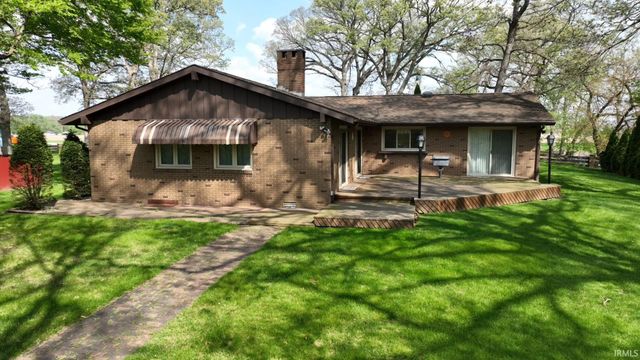 1828 N Royal Oaks Drive, Monticello, IN 47960