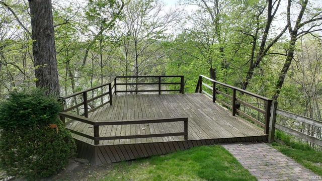 1828 N Royal Oaks Drive, Monticello, IN 47960
