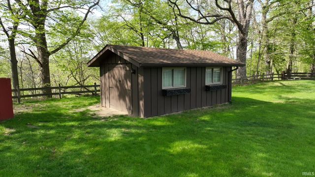 1828 N Royal Oaks Drive, Monticello, IN 47960