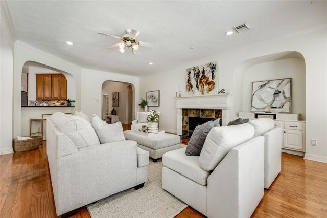12117 Cielio Bay Lane, Houston, TX 77041