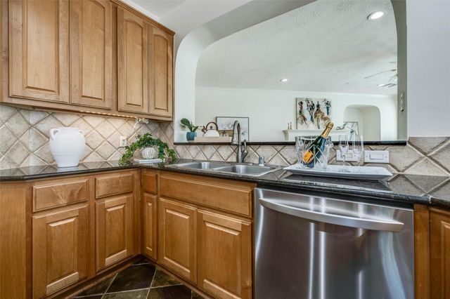 12117 Cielio Bay Lane, Houston, TX 77041