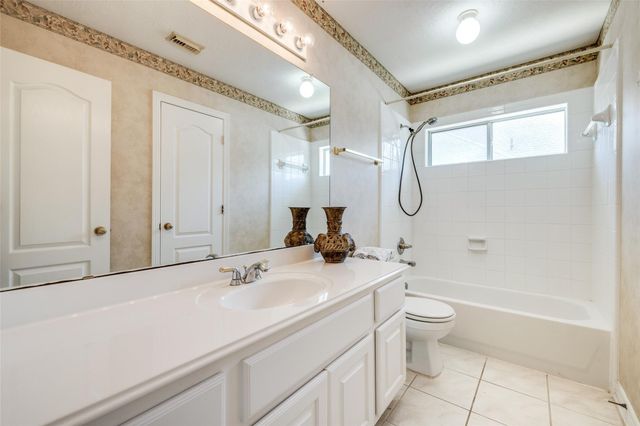 12117 Cielio Bay Lane, Houston, TX 77041