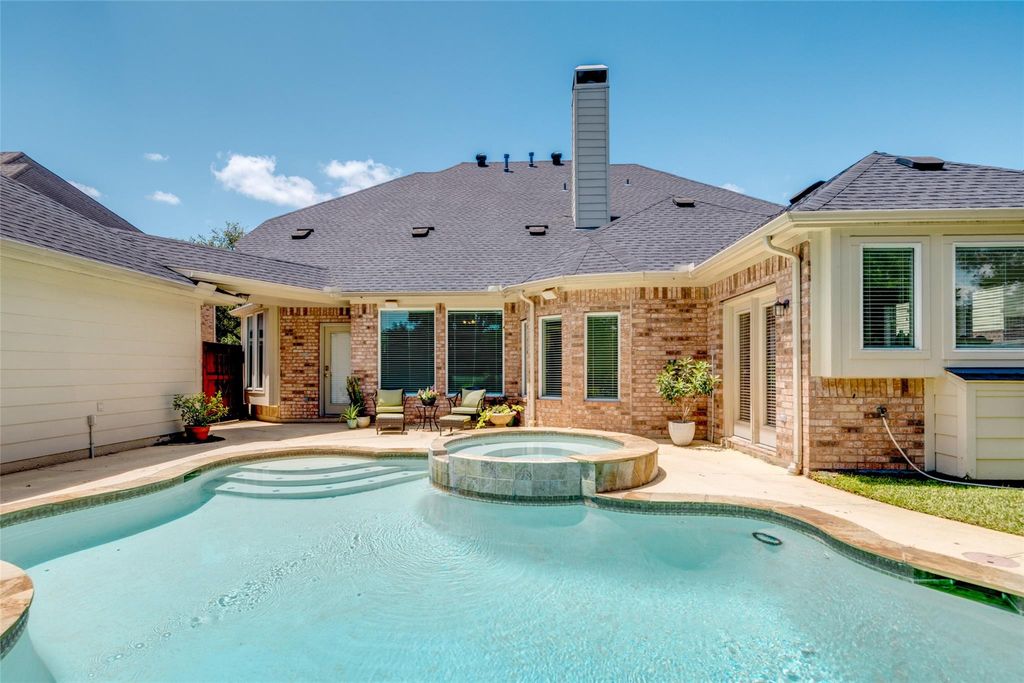 12117 Cielio Bay Lane, Houston, TX 77041